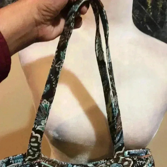 Vera Bradley Brown Floral Quilted Shoulder Bag with Side & 4 Inside Pockets. - Picture 12 of 13